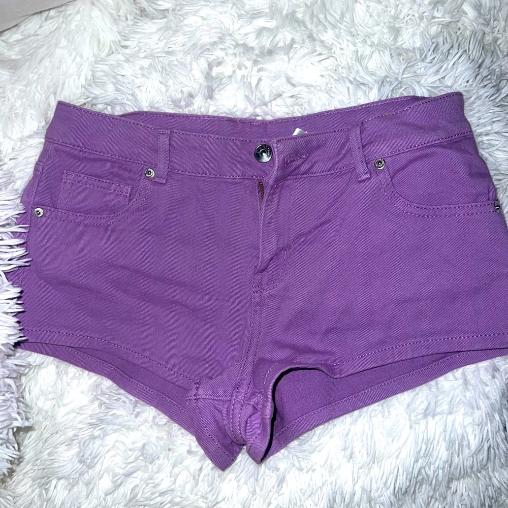 divided shorts